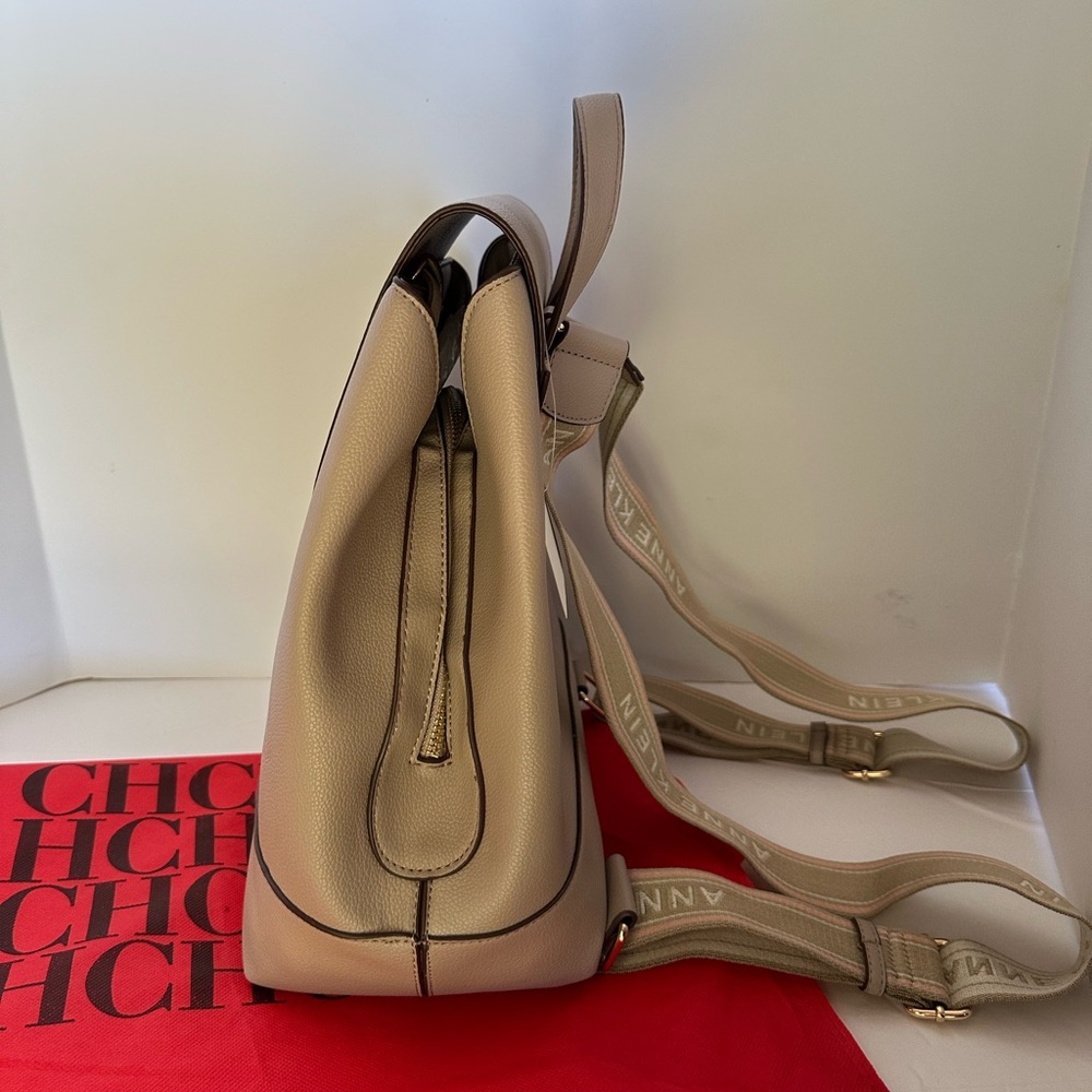 Anne Klein backpack womans Cream gold Casual Preppy Logo with pouch - Picture 3 of 9